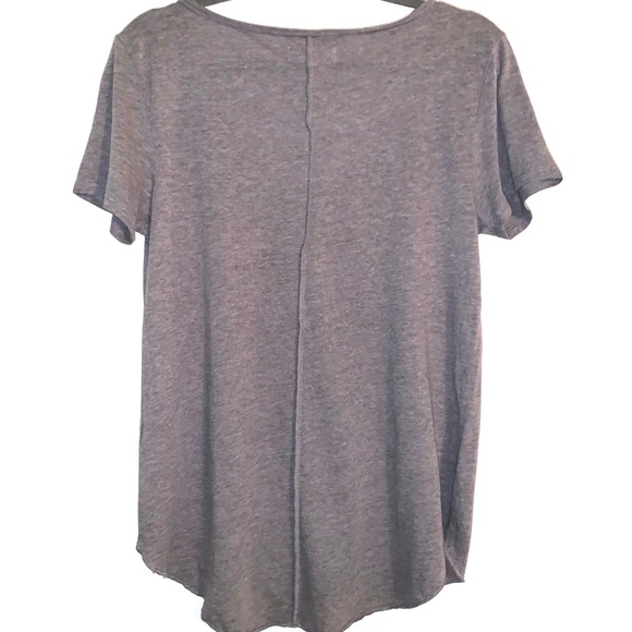 🧡50% off bundles! Grey Hollister T-shirt size medium - Picture 5 of 6